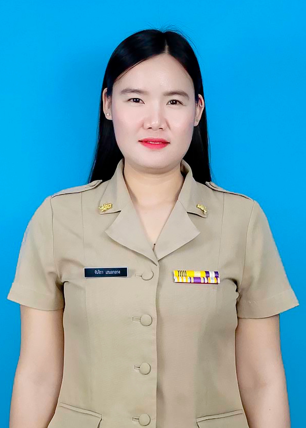 นางสาวจันจิรา เสนอกลาง